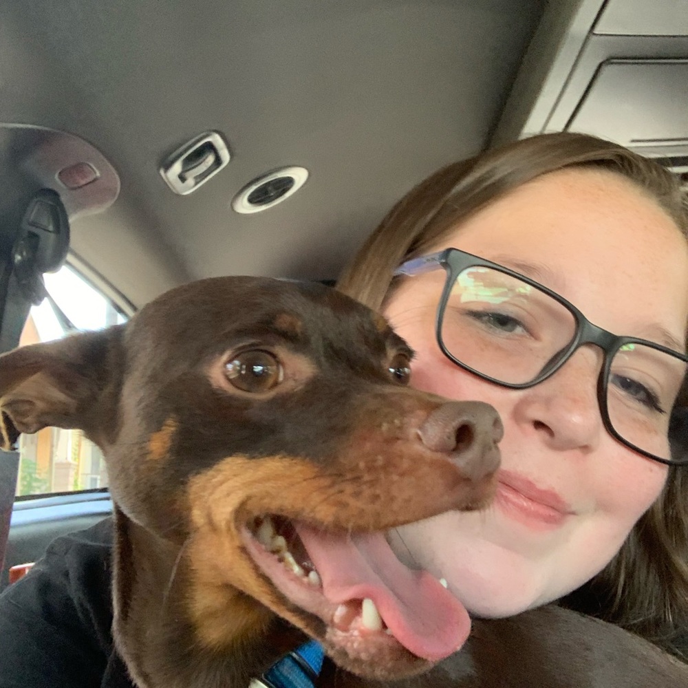 Meet your Posher, Alanis